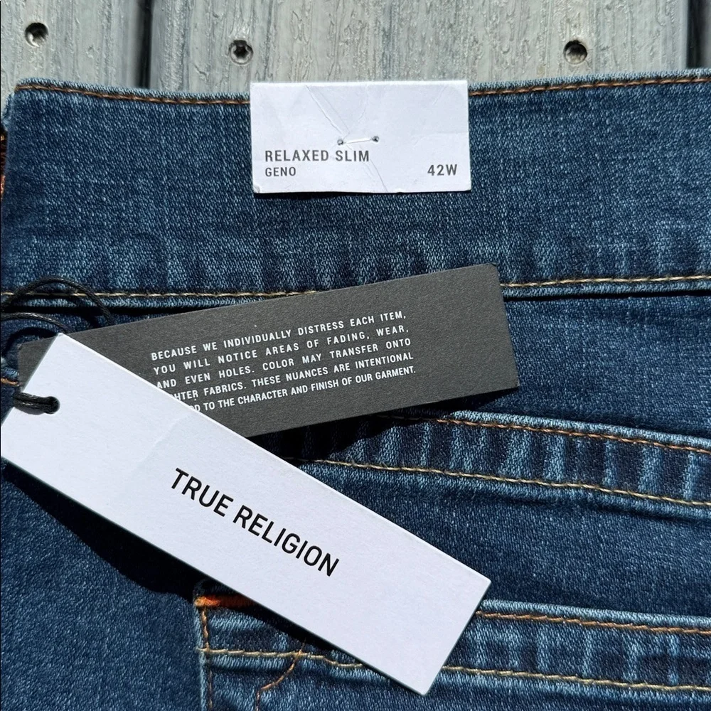 NWT True Religion -  Relaxed Slim GENO - no flap- classic indigo - size 42